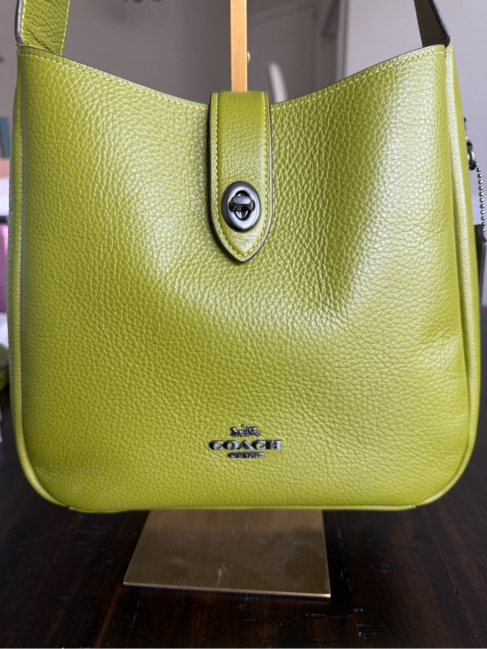 Coach Hadley Pebble Leather Shoulder Bag in Olive Green Rare - Picture 9 of 9